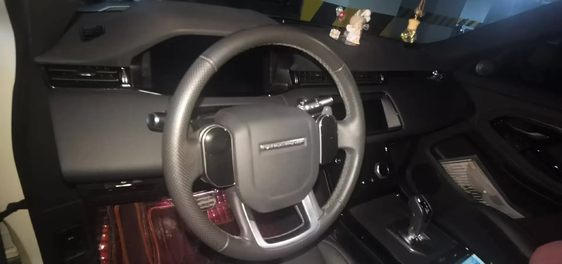 2020 Land Rover Range Rover Evoque 2.0T 249HP L4 9AT,autocango,china used car exporter,china ev exporter,chinese used car exporter,chinese used ev exporter