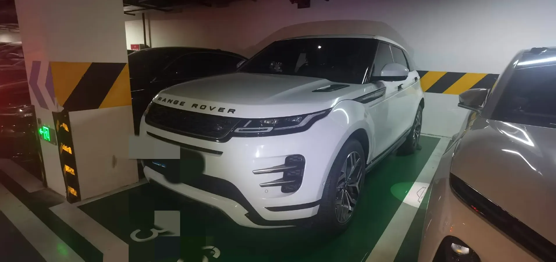2020 Land Rover Range Rover Evoque 2.0T 249HP L4 9AT,autocango,china used car exporter,china ev exporter,chinese used car exporter,chinese used ev exporter