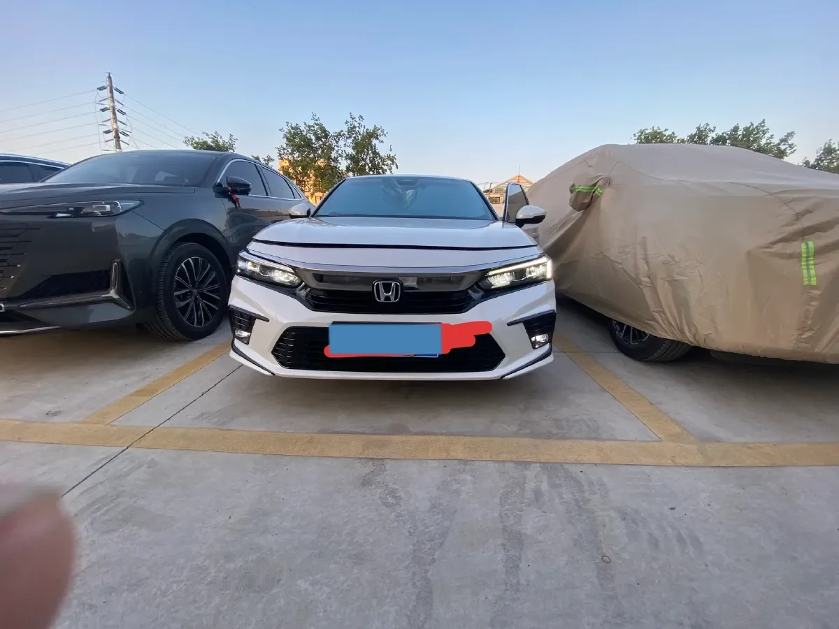2023 Honda Civic 1.5T 182HP L4 CVT,autocango,china used car exporter,china ev exporter,chinese used car exporter,chinese used ev exporter