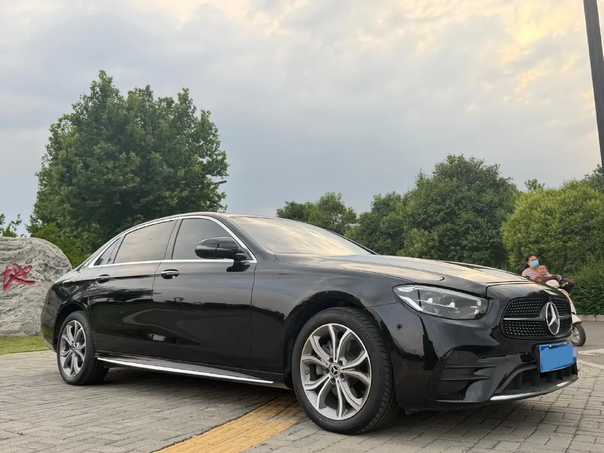 2023 Mercedes-Benz E Class 2.0T 258HP L4 9AT,autocango,china used car exporter,china ev exporter,chinese used car exporter,chinese used ev exporter
