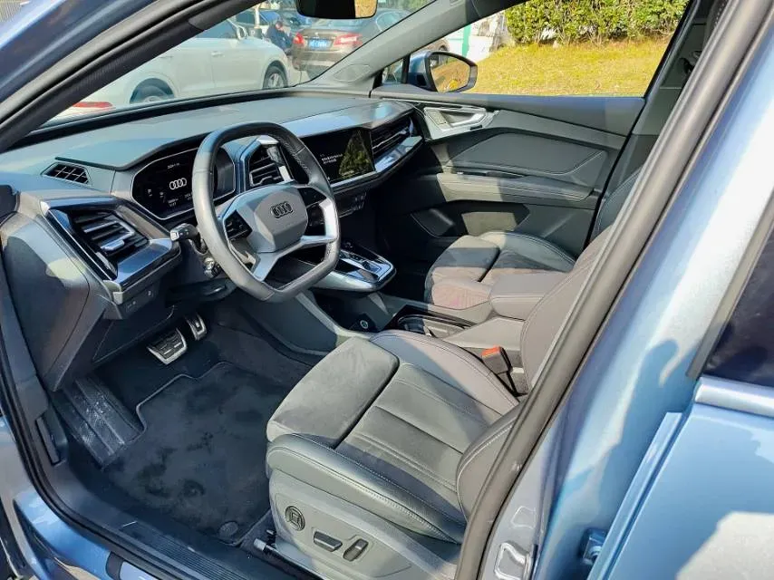 2022 Audi Q4 e-tron BEV 84.8KWH,autocango,china used car exporter,china ev exporter,chinese used car exporter,chinese used ev exporter