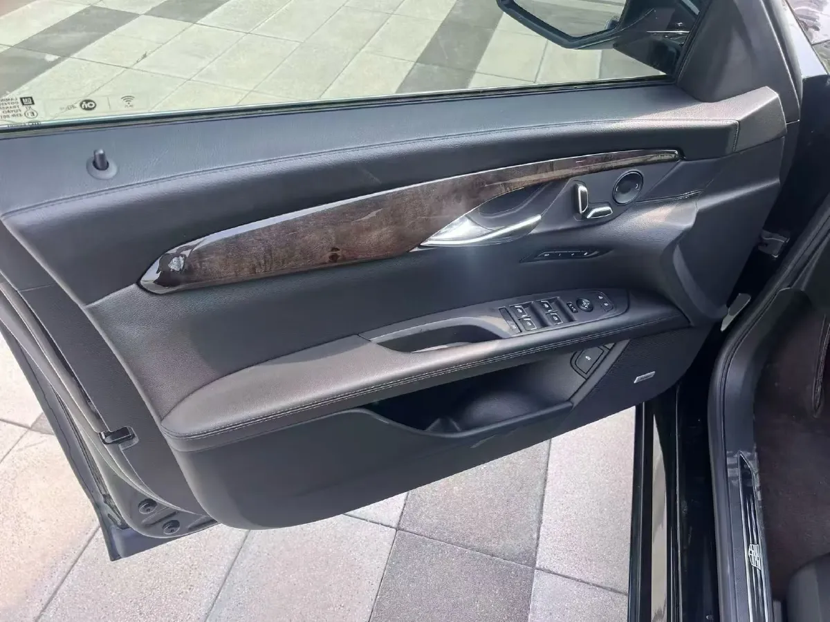 2021 Cadillac CT6 2.0T 237HP L4 10AT,autocango,china used car exporter,china ev exporter,chinese used car exporter,chinese used ev exporter