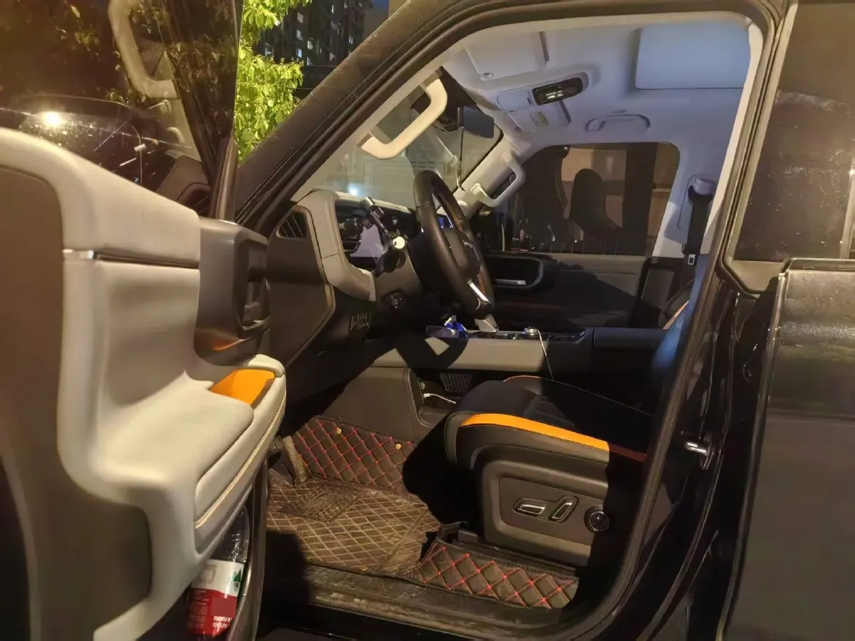 2025 Beijing BJ40 REEV REEV 188HP REEV 40.3KWH,autocango,china used car exporter,china ev exporter,chinese used car exporter,chinese used ev exporter