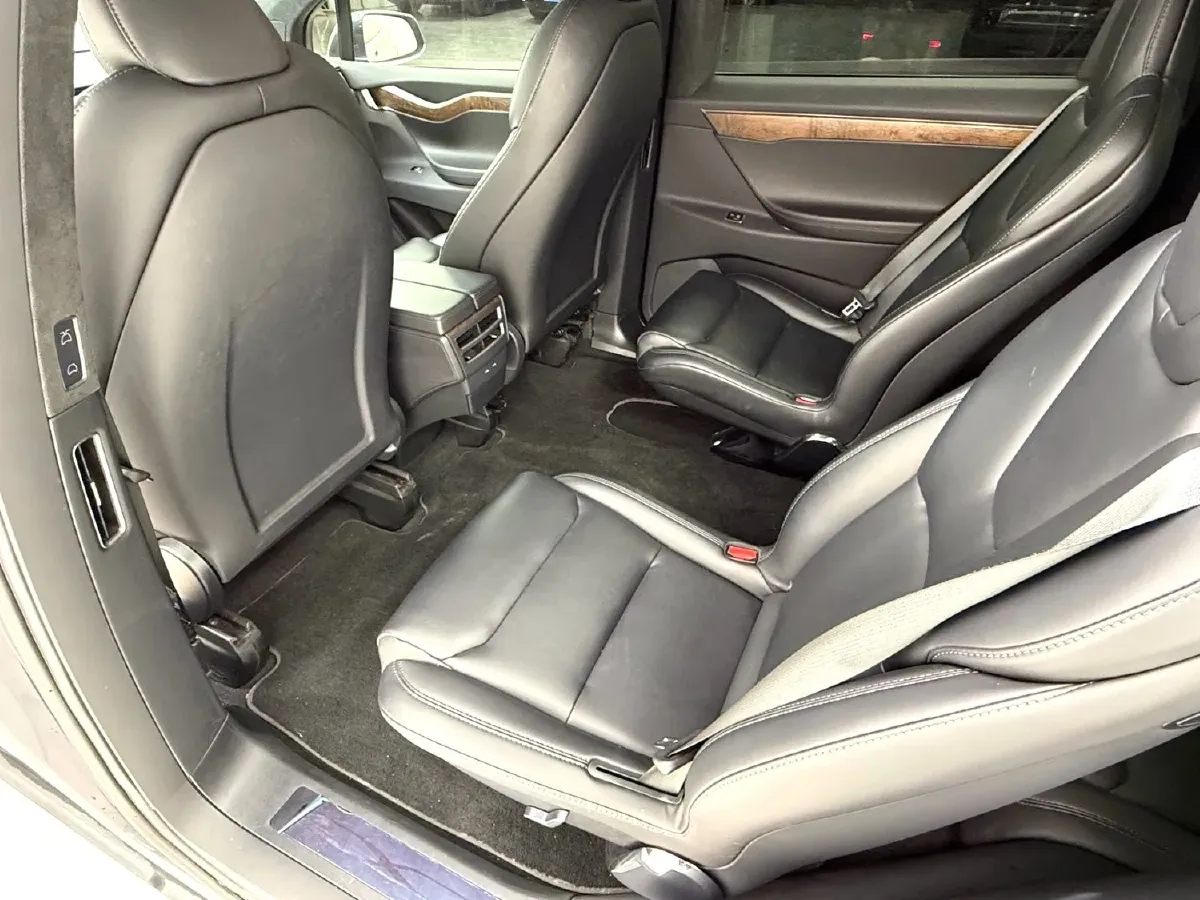 2019 Tesla Model X BEV 100KWH,autocango,china used car exporter,china ev exporter,chinese used car exporter,chinese used ev exporter