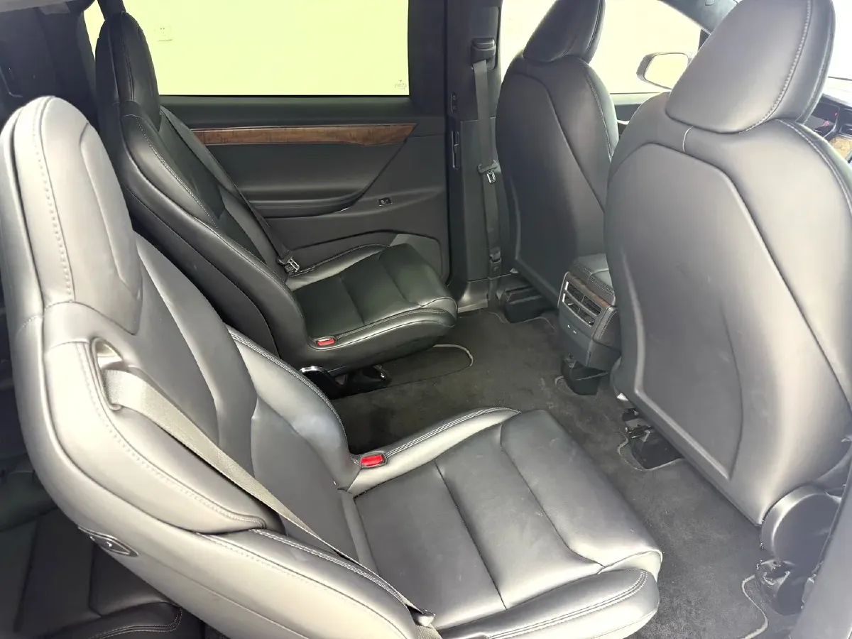 2019 Tesla Model X BEV 100KWH,autocango,china used car exporter,china ev exporter,chinese used car exporter,chinese used ev exporter