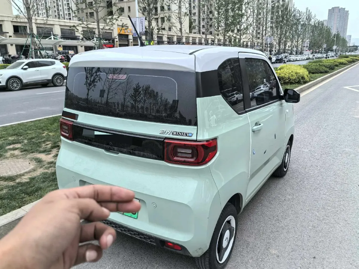 2022 LingBox uni BEV 11.52KWH,autocango,china used car exporter,china ev exporter,chinese used car exporter,chinese used ev exporter