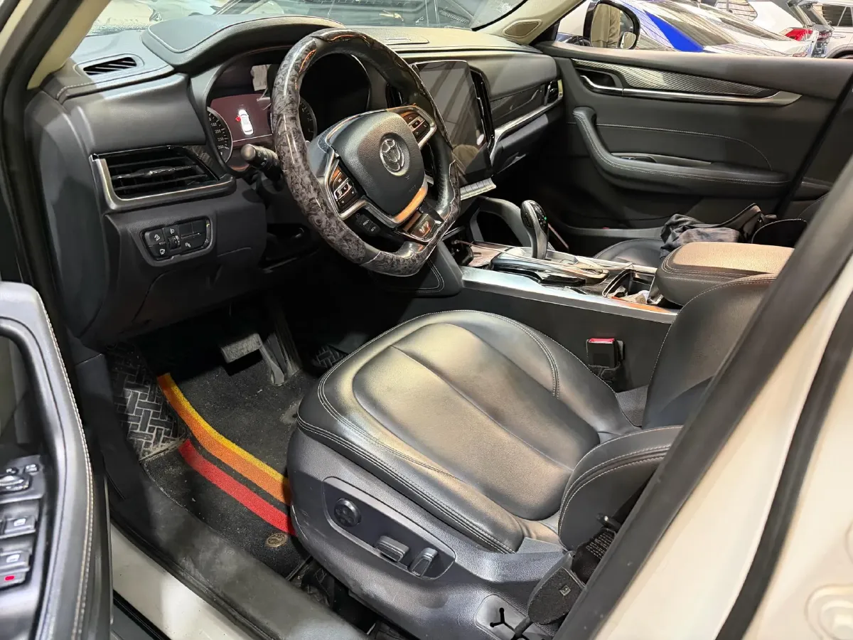 2018 Brilliance Auto V7 1.6T 204HP L4 7DCT,autocango,china used car exporter,china ev exporter,chinese used car exporter,chinese used ev exporter
