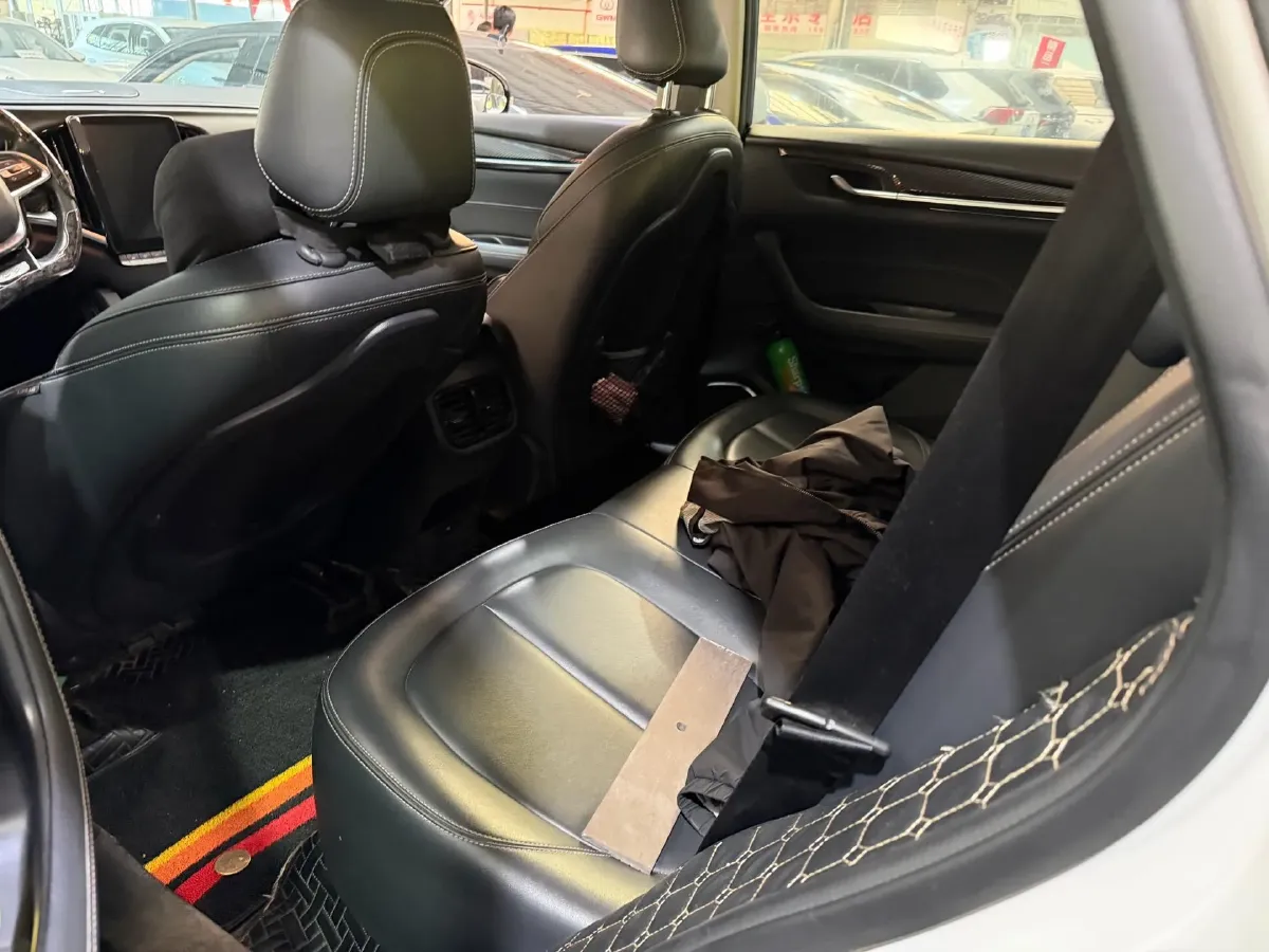 2018 Brilliance Auto V7 1.6T 204HP L4 7DCT,autocango,china used car exporter,china ev exporter,chinese used car exporter,chinese used ev exporter