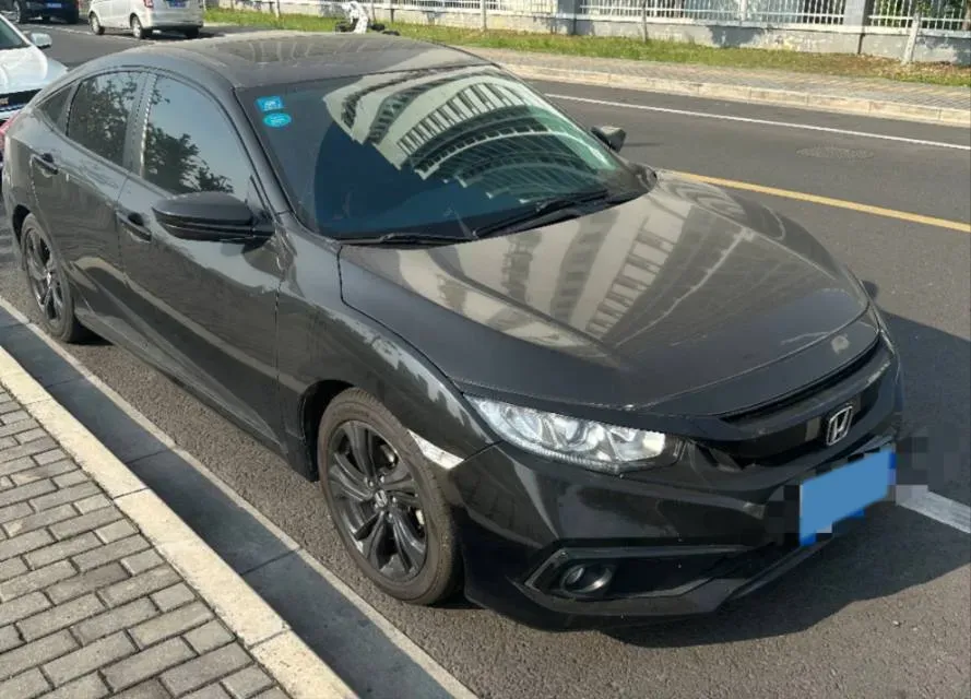 2019 Honda Civic 1.5T 177HP L4 CVT,autocango,china used car exporter,china ev exporter,chinese used car exporter,chinese used ev exporter