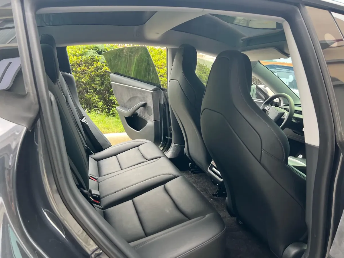 2024 Audi Q3 2.0T 220HP L4 7DCT,autocango,china used car exporter,china ev exporter,chinese used car exporter,chinese used ev exporter