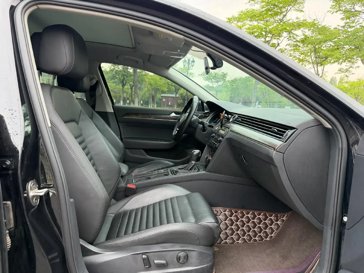 2019 Chevrolet Malibu XL 2.0T 241HP L4 9AT,autocango,china used car exporter,china ev exporter,chinese used car exporter,chinese used ev exporter