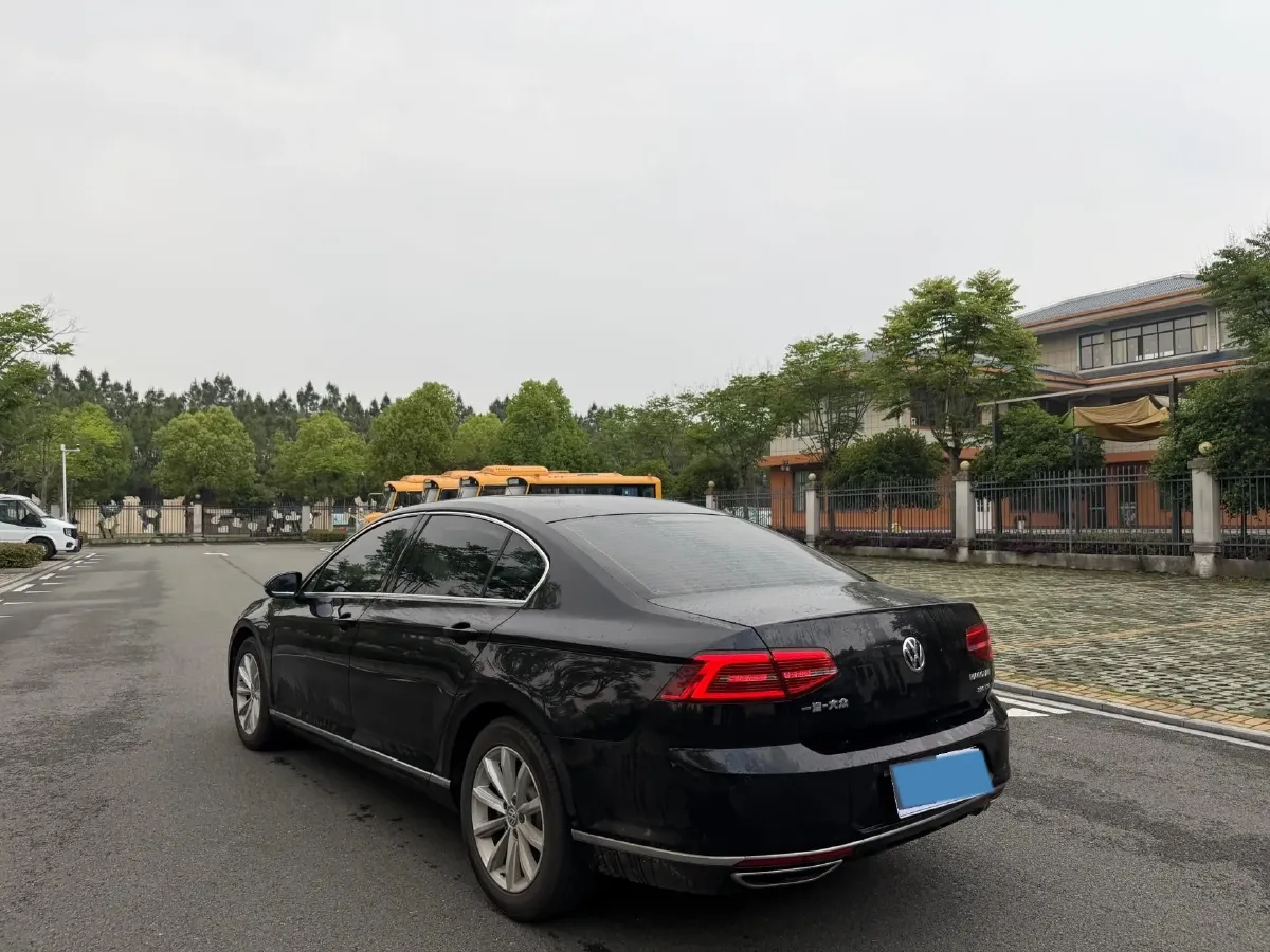 2019 Chevrolet Malibu XL 2.0T 241HP L4 9AT,autocango,china used car exporter,china ev exporter,chinese used car exporter,chinese used ev exporter