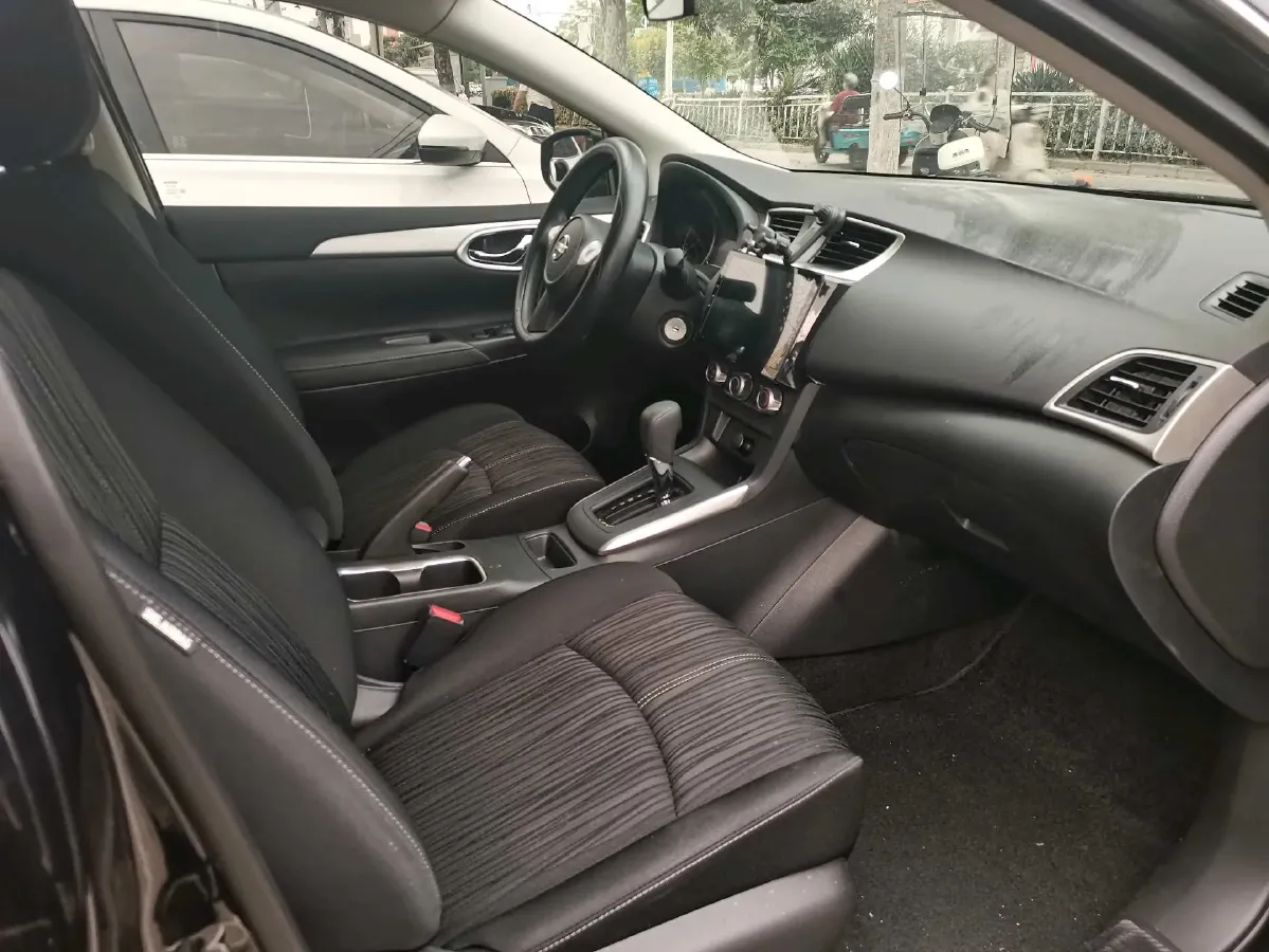 2024 Nissan Sylphy 1.6L 122HP L4 CVT,autocango,china used car exporter,china ev exporter,chinese used car exporter,chinese used ev exporter