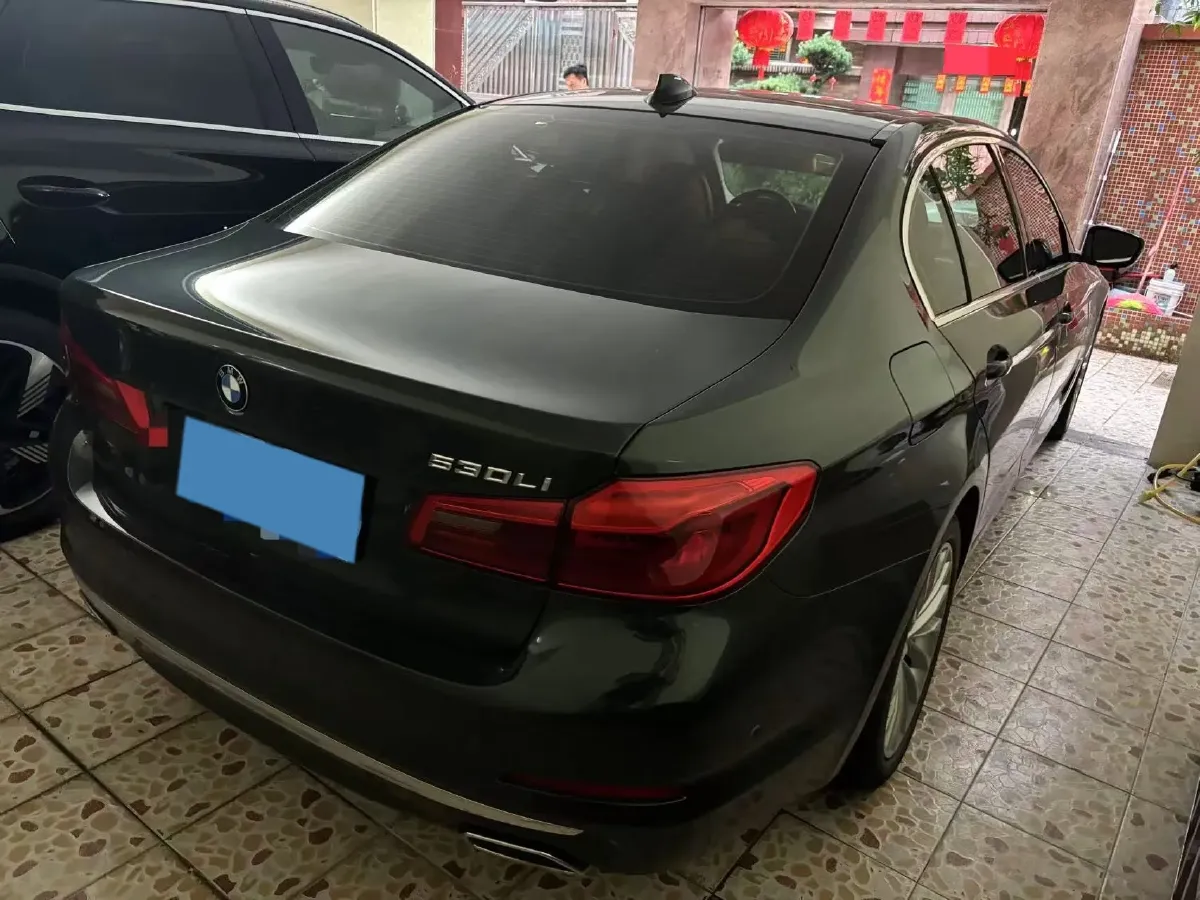 2020 BMW 5 Series 2.0T 252HP L4 8AT,autocango,china used car exporter,china ev exporter,chinese used car exporter,chinese used ev exporter