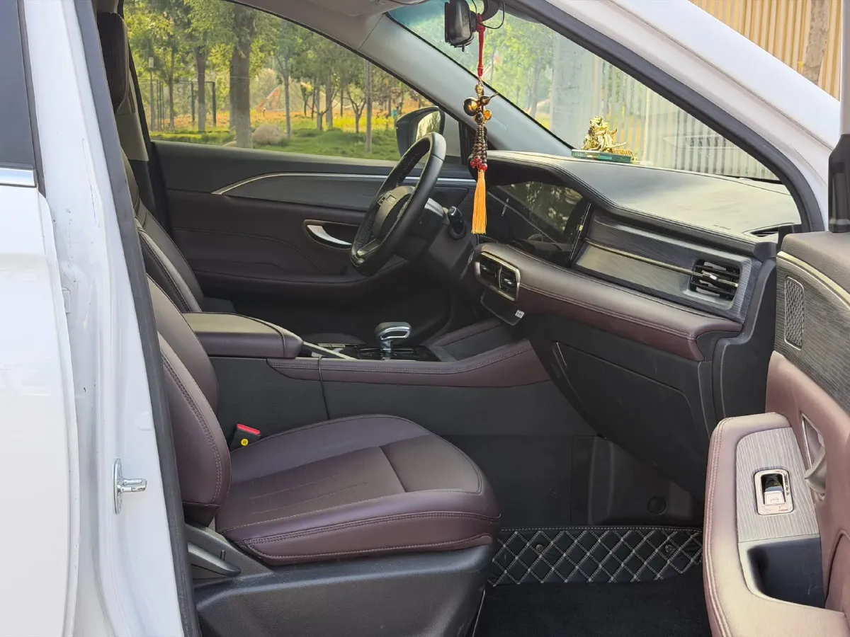 2024 Jetour X90 Plus 1.6T 197HP L4 7DCT,autocango,china used car exporter,china ev exporter,chinese used car exporter,chinese used ev exporter