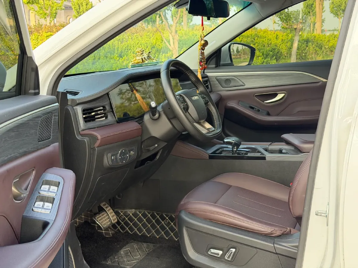 2024 Jetour X90 Plus 1.6T 197HP L4 7DCT,autocango,china used car exporter,china ev exporter,chinese used car exporter,chinese used ev exporter