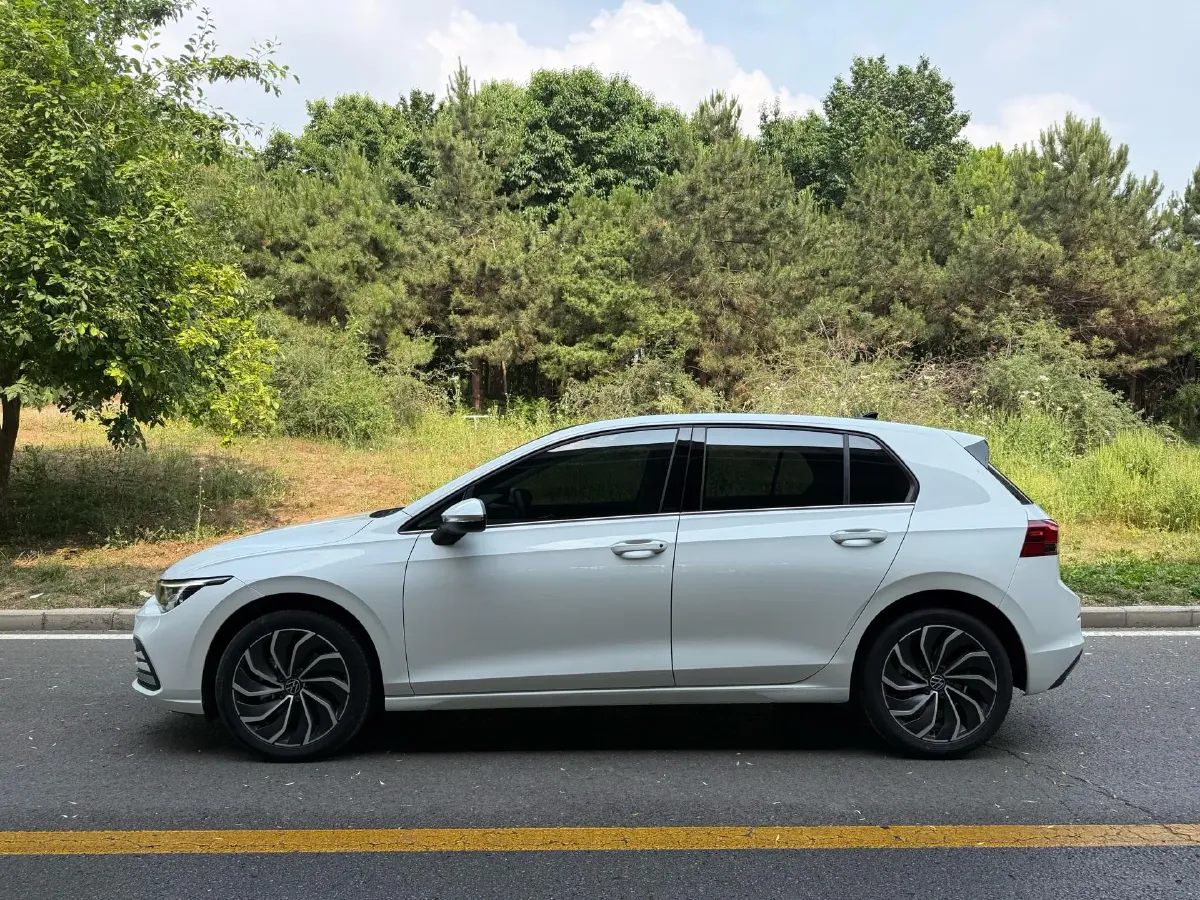 2021 Volkswagen Golf 1.4T 150HP L4 7DCT,autocango,china used car exporter,china ev exporter,chinese used car exporter,chinese used ev exporter