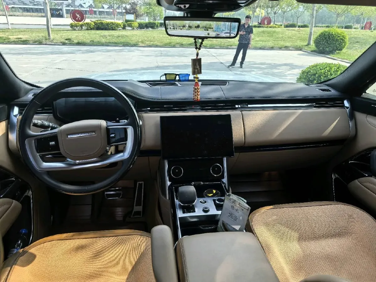 2023 Land Rover Range Rover 3.0T 400HP L6 8AT,autocango,china used car exporter,china ev exporter,chinese used car exporter,chinese used ev exporter
