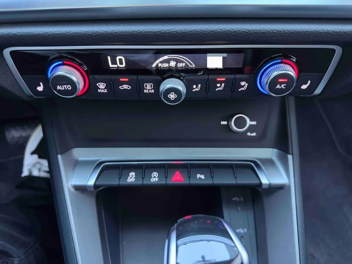 2022 Audi Q3 1.4T 150HP L4 7DCT,autocango,china used car exporter,china ev exporter,chinese used car exporter,chinese used ev exporter