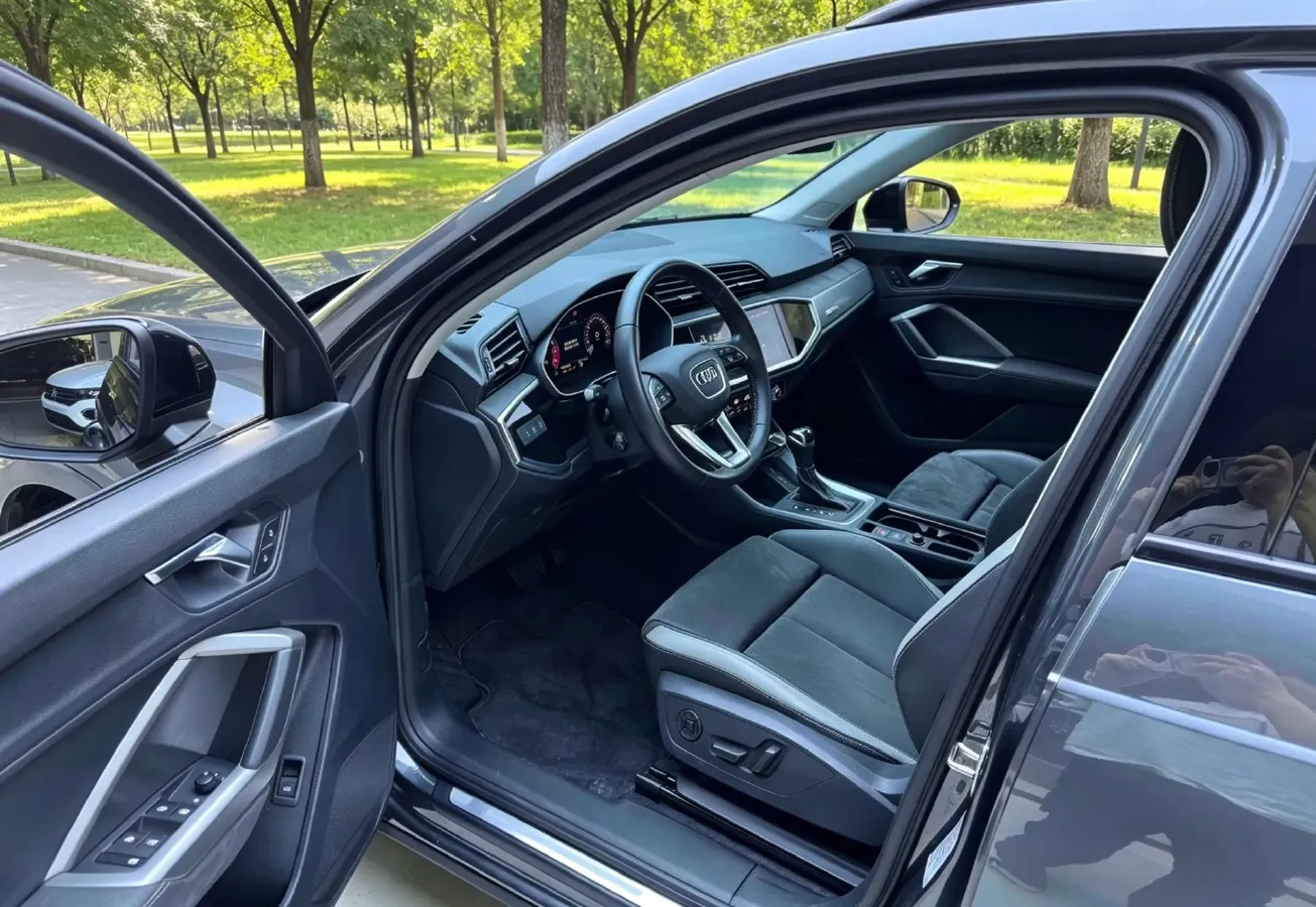 2022 Audi Q3 1.4T 150HP L4 7DCT,autocango,china used car exporter,china ev exporter,chinese used car exporter,chinese used ev exporter