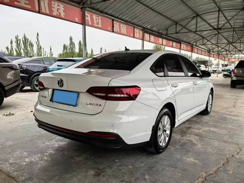2023 Volkswagen Lavida 1.5L 110HP L4 6AT,autocango,china used car exporter,china ev exporter,chinese used car exporter,chinese used ev exporter