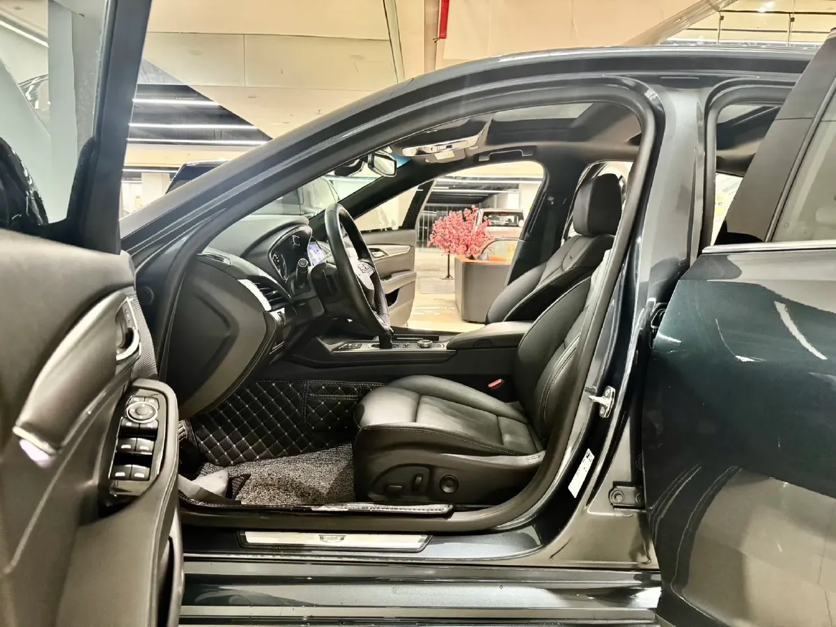 2021 Cadillac CT5 2.0T 237HP L4 10AT,autocango,china used car exporter,china ev exporter,chinese used car exporter,chinese used ev exporter