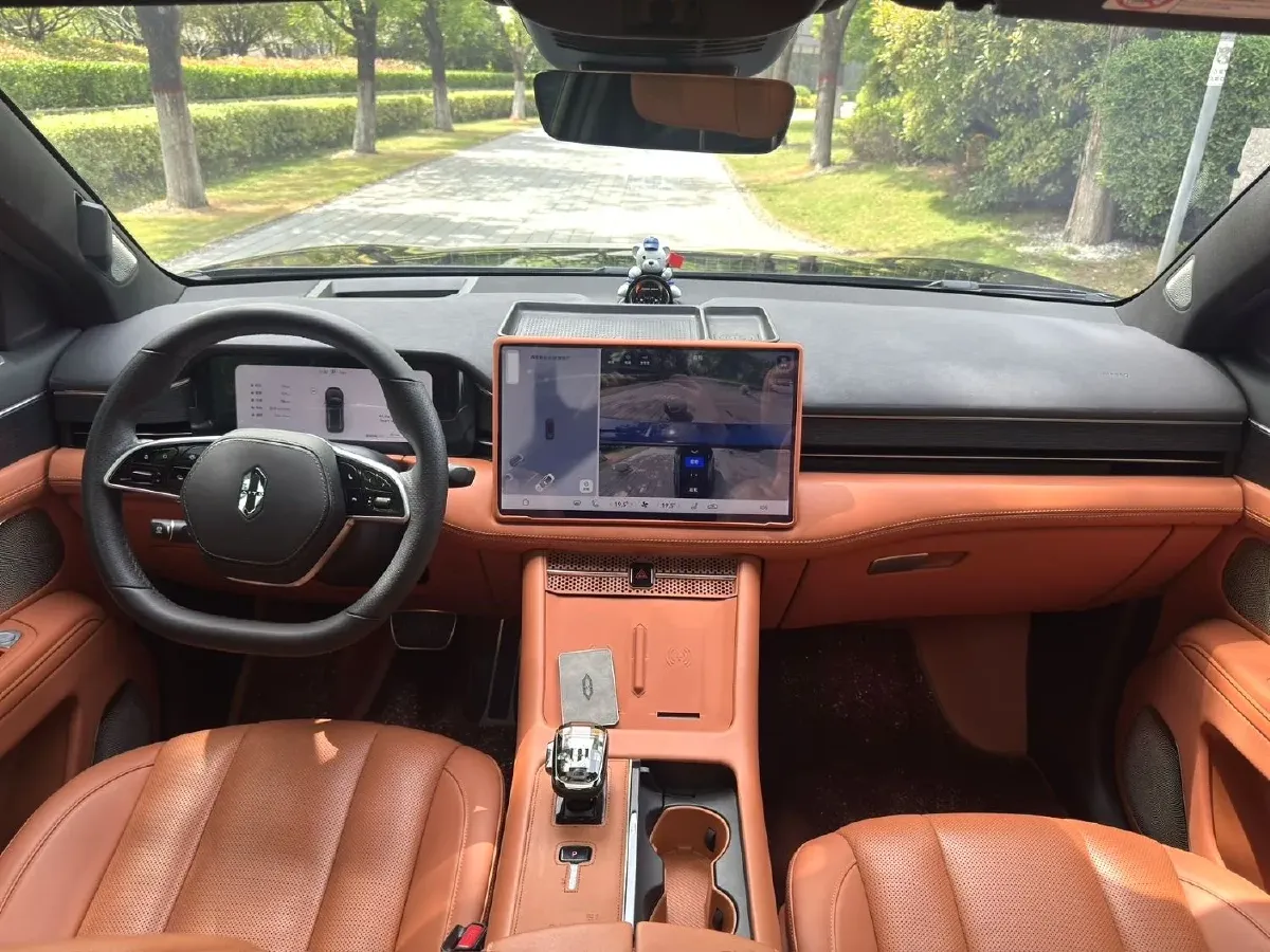 2024 AITO AITO M7 1.5T 152HP L4 REEV 42KWH,autocango,china used car exporter,china ev exporter,chinese used car exporter,chinese used ev exporter