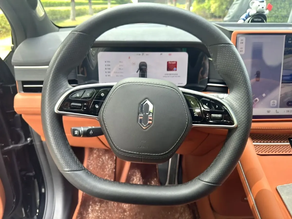2024 AITO AITO M7 1.5T 152HP L4 REEV 42KWH,autocango,china used car exporter,china ev exporter,chinese used car exporter,chinese used ev exporter