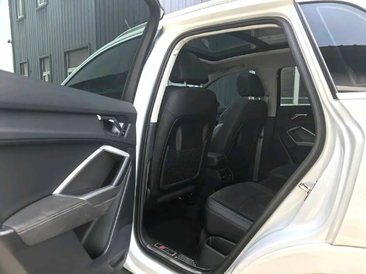 2023 Audi Q3 1.4T 150HP L4 7DCT,autocango,china used car exporter,china ev exporter,chinese used car exporter,chinese used ev exporter