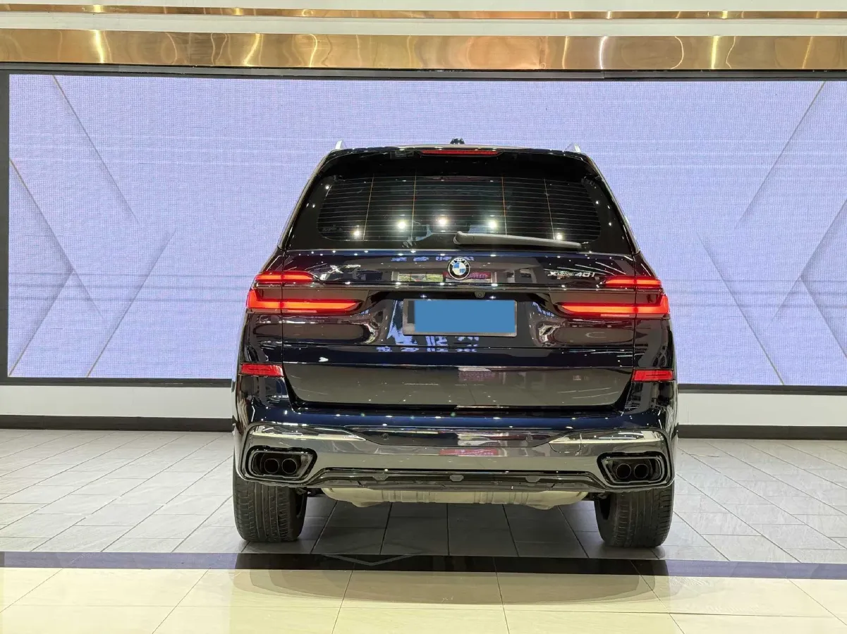2024 BMW X7 3.0T 381HP L6 8AT,autocango,china used car exporter,china ev exporter,chinese used car exporter,chinese used ev exporter