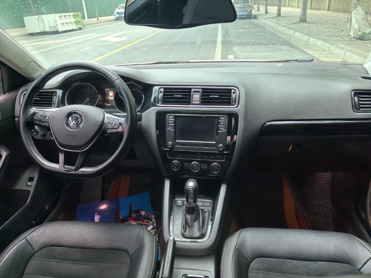 2018 Mazda CX-4 2.5L 192HP L4 6AT,autocango,china used car exporter,china ev exporter,chinese used car exporter,chinese used ev exporter