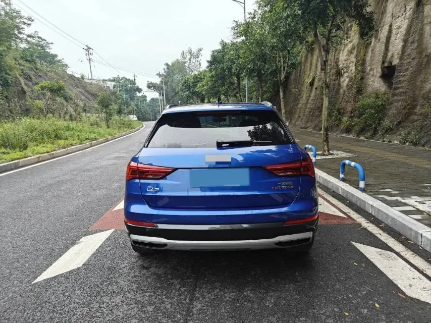 2021 Audi Q3 1.4T 150HP L4 7DCT,autocango,china used car exporter,china ev exporter,chinese used car exporter,chinese used ev exporter