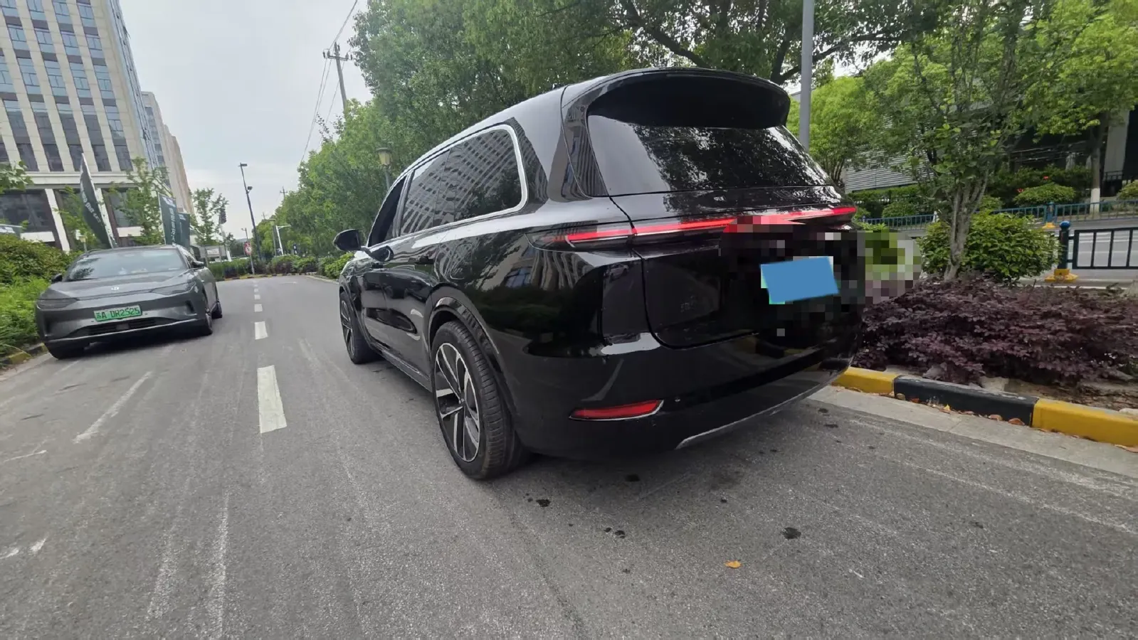 2022 Li L9 Range Extended 154HP REEV 42.6KWH,autocango,china used car exporter,china ev exporter,chinese used car exporter,chinese used ev exporter