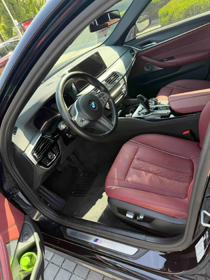 2023 BMW 5 Series 2.0T 245HP L4 8AT,autocango,china used car exporter,china ev exporter,chinese used car exporter,chinese used ev exporter