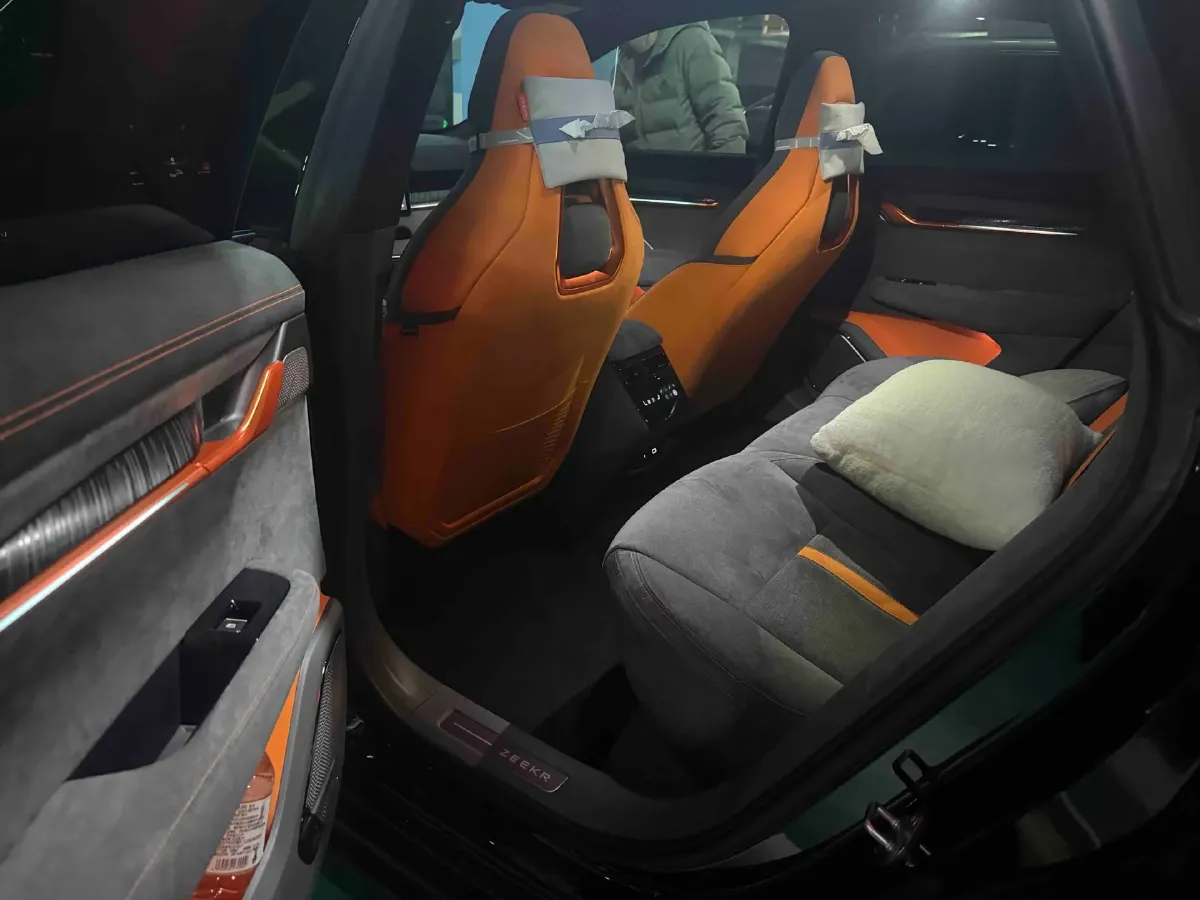 2023 Zeekr 001 BEV 100KWH,autocango,china used car exporter,china ev exporter,chinese used car exporter,chinese used ev exporter