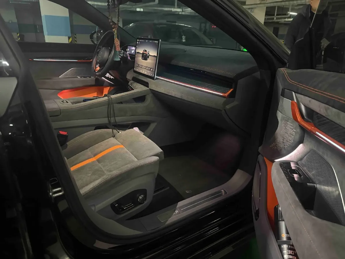 2023 Zeekr 001 BEV 100KWH,autocango,china used car exporter,china ev exporter,chinese used car exporter,chinese used ev exporter