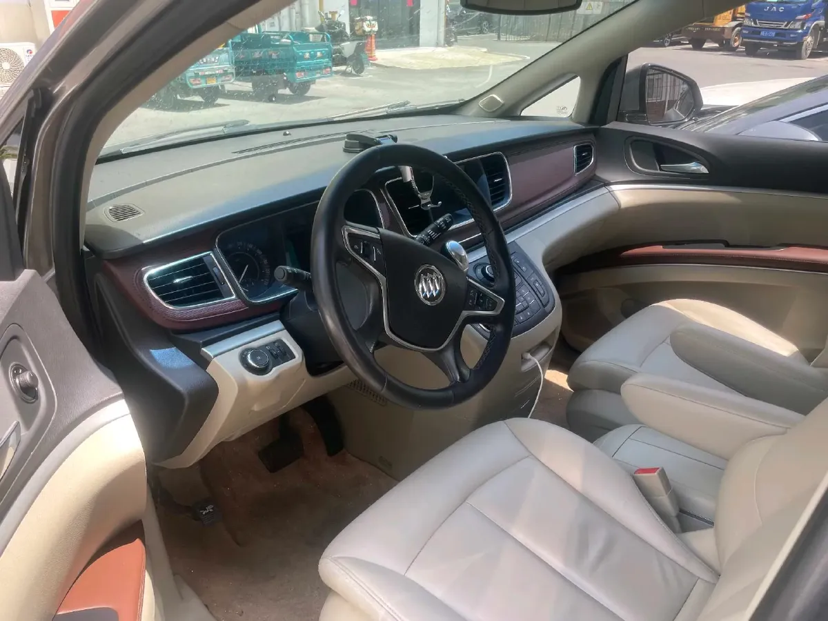 2018 Buick GL8 2.0T 260HP L4 6AT,autocango,china used car exporter,china ev exporter,chinese used car exporter,chinese used ev exporter