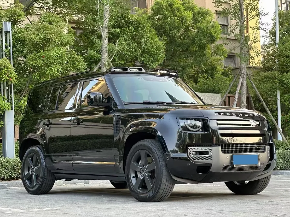 2024 Land Rover Defender 3.0T 400HP L6 8AT,autocango,china used car exporter,china ev exporter,chinese used car exporter,chinese used ev exporter