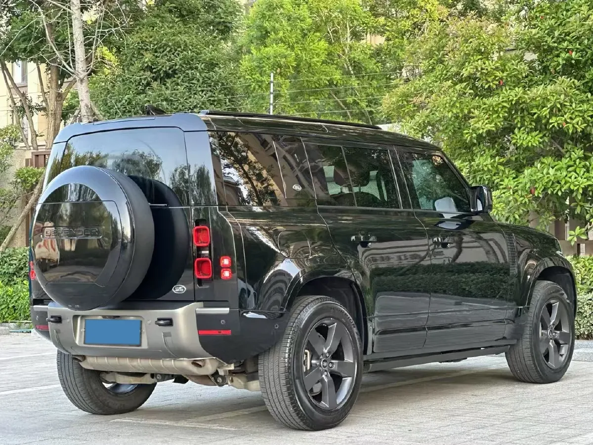 2024 Land Rover Defender 3.0T 400HP L6 8AT,autocango,china used car exporter,china ev exporter,chinese used car exporter,chinese used ev exporter