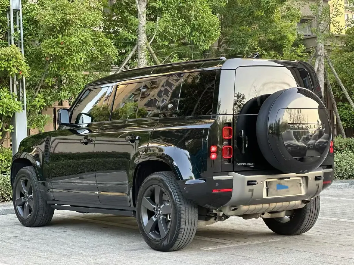 2024 Land Rover Defender 3.0T 400HP L6 8AT,autocango,china used car exporter,china ev exporter,chinese used car exporter,chinese used ev exporter