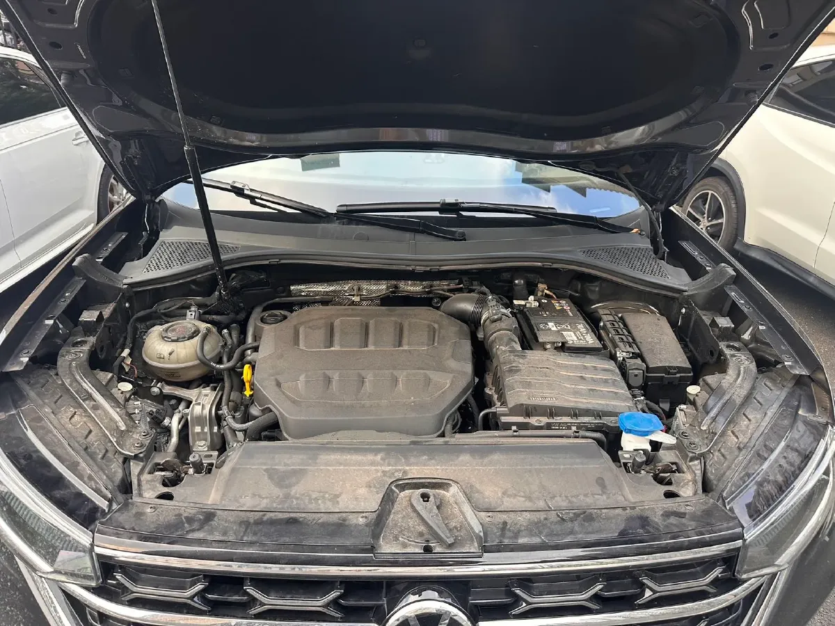2024 Volkswagen Tayron 2.0T 186HP L4 7DCT,autocango,china used car exporter,china ev exporter,chinese used car exporter,chinese used ev exporter