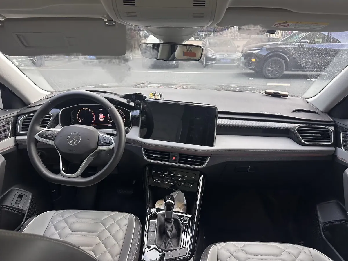 2024 Volkswagen Tayron 2.0T 186HP L4 7DCT,autocango,china used car exporter,china ev exporter,chinese used car exporter,chinese used ev exporter
