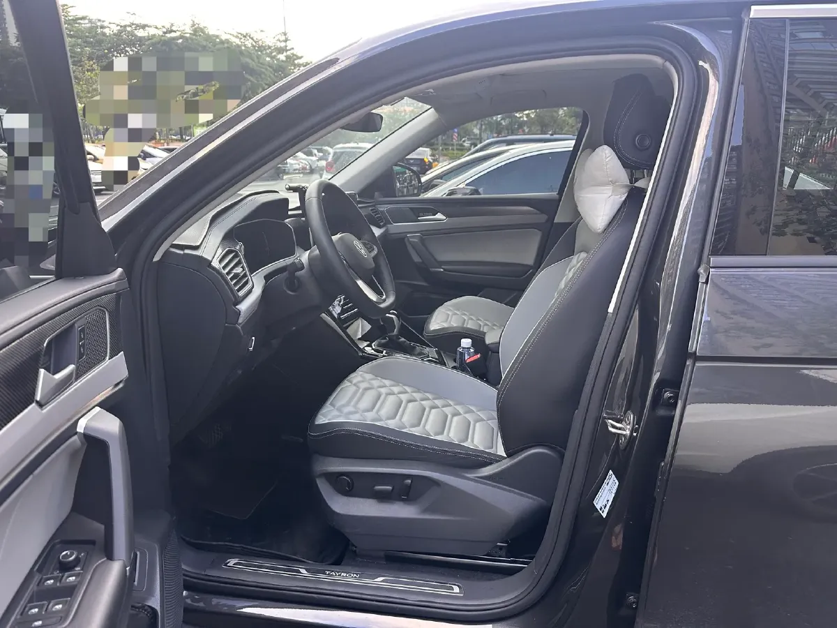 2024 Volkswagen Tayron 2.0T 186HP L4 7DCT,autocango,china used car exporter,china ev exporter,chinese used car exporter,chinese used ev exporter