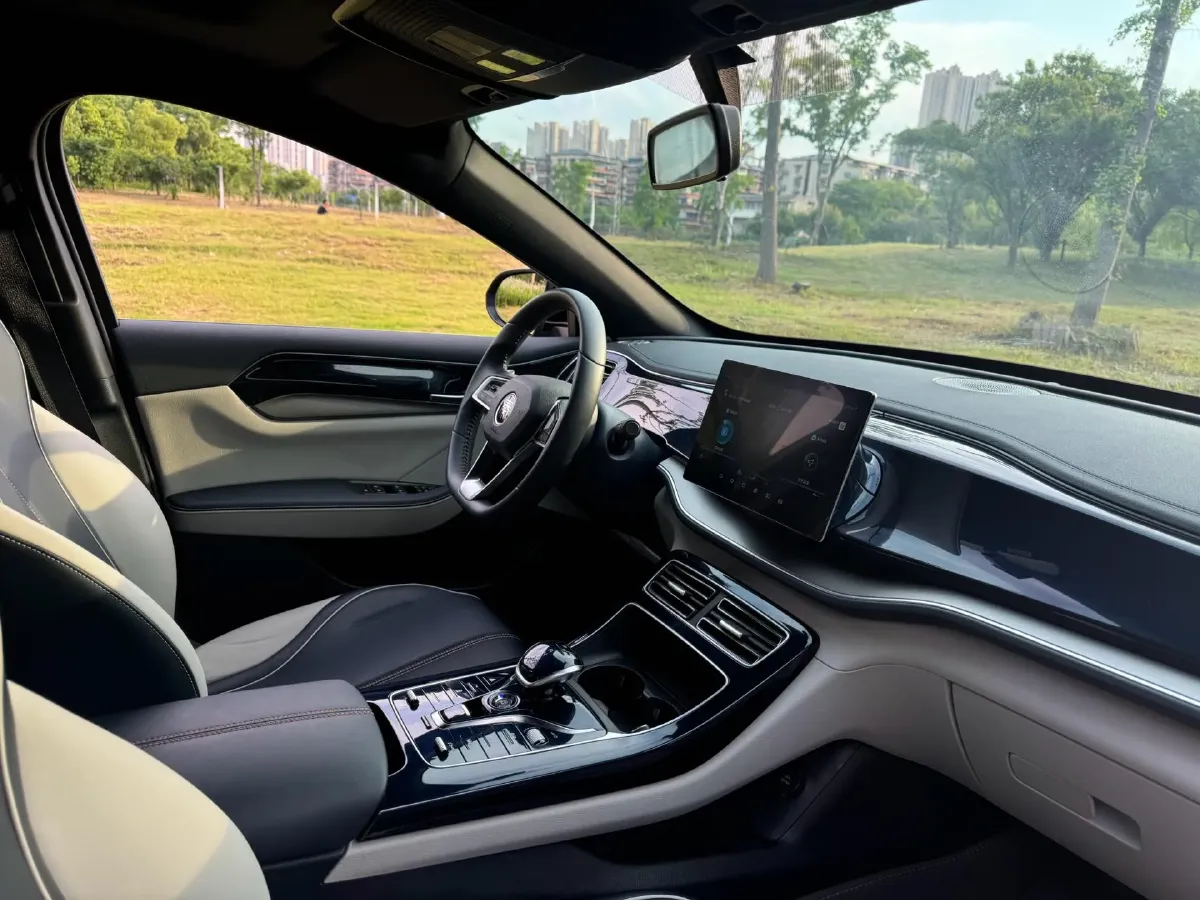 2021 Haval F7 1.5T 169HP L4 7DCT,autocango,china used car exporter,china ev exporter,chinese used car exporter,chinese used ev exporter