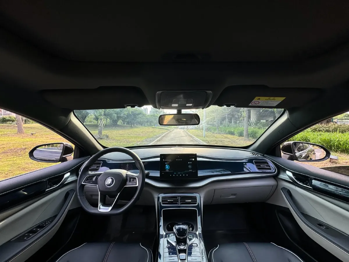 2021 Haval F7 1.5T 169HP L4 7DCT,autocango,china used car exporter,china ev exporter,chinese used car exporter,chinese used ev exporter