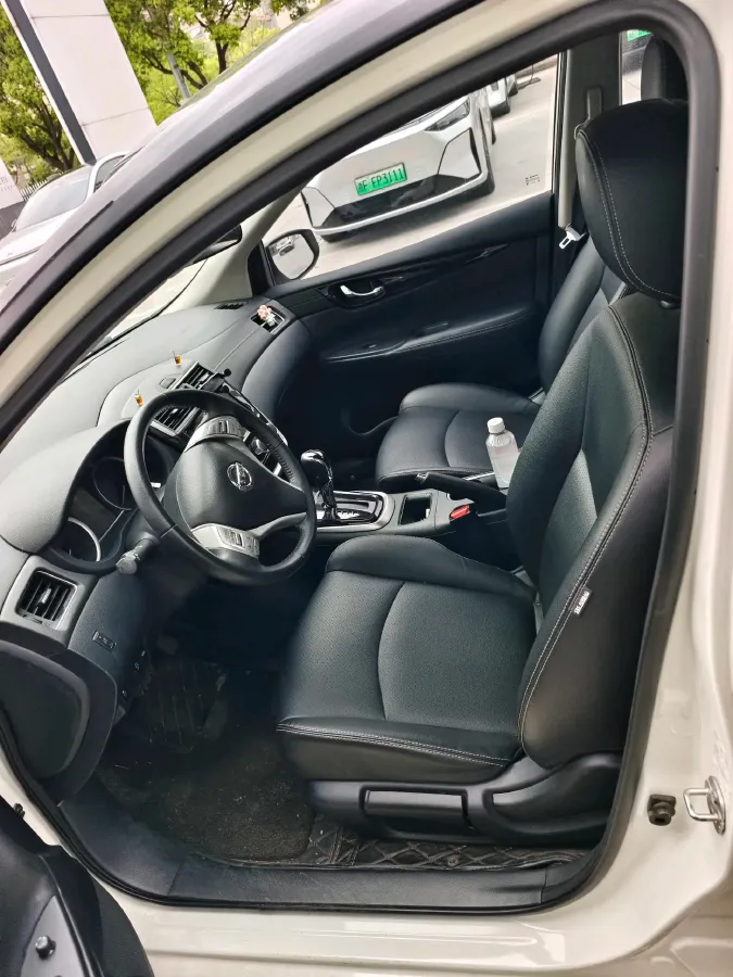 2020 Nissan Tiida 1.6L 126HP L4 CVT,autocango,china used car exporter,china ev exporter,chinese used car exporter,chinese used ev exporter
