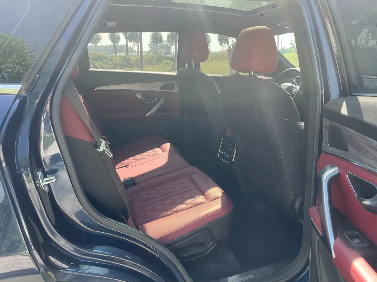 2023 Jetour X70 Plus 1.6T 197HP L4 7DCT,autocango,china used car exporter,china ev exporter,chinese used car exporter,chinese used ev exporter