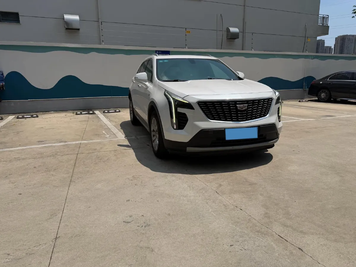 2020 Cadillac XT4 2.0T 241HP L4 9AT,autocango,china used car exporter,china ev exporter,chinese used car exporter,chinese used ev exporter