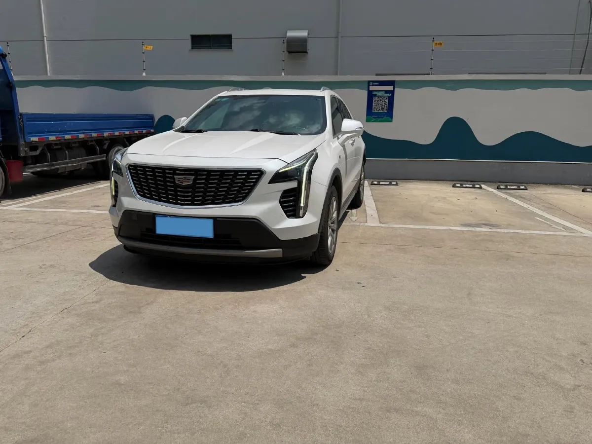 2020 Cadillac XT4 2.0T 241HP L4 9AT,autocango,china used car exporter,china ev exporter,chinese used car exporter,chinese used ev exporter