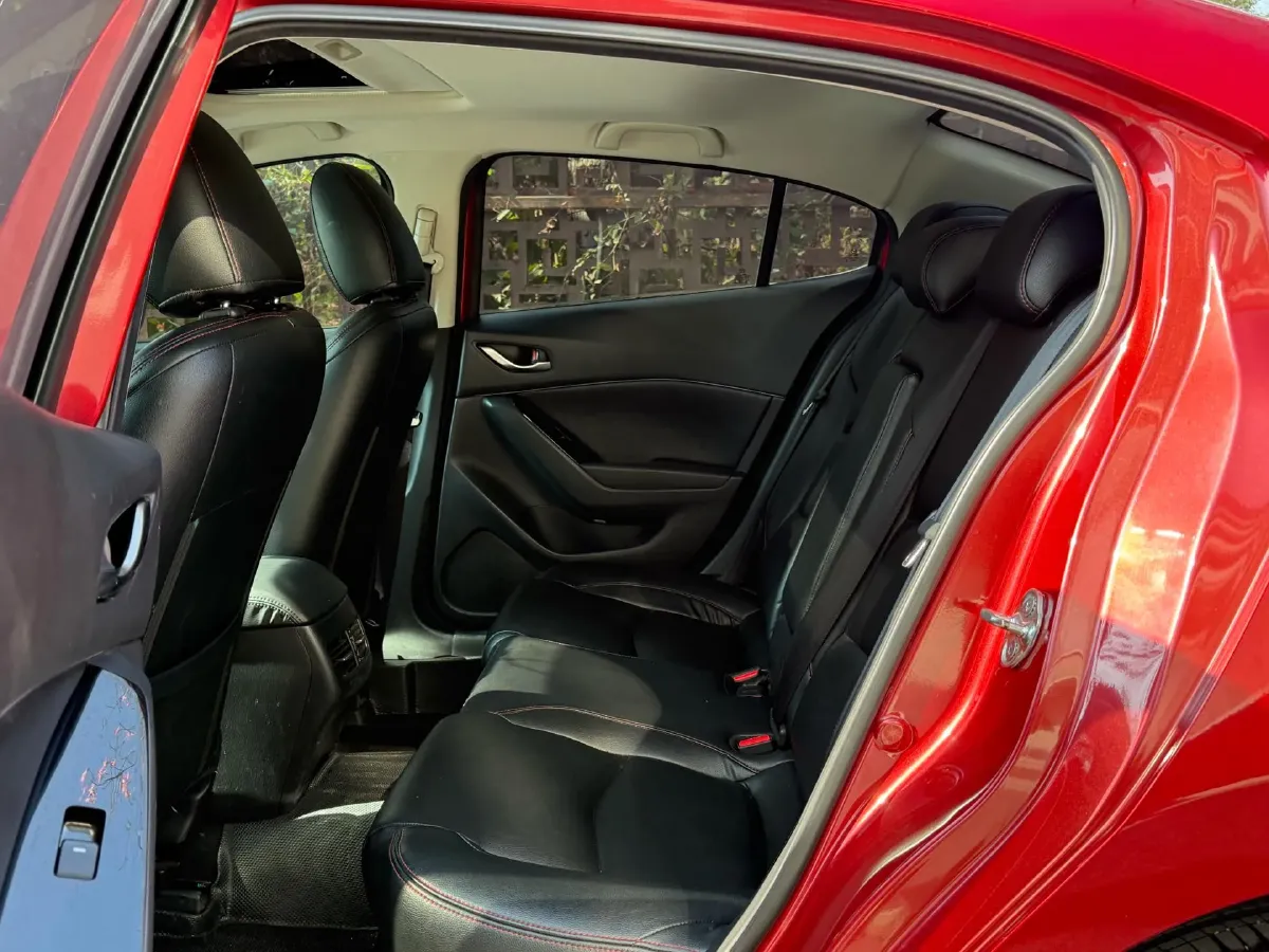 2017 Mazda 3 Axela 1.5L 117HP L4 6AT,autocango,china used car exporter,china ev exporter,chinese used car exporter,chinese used ev exporter